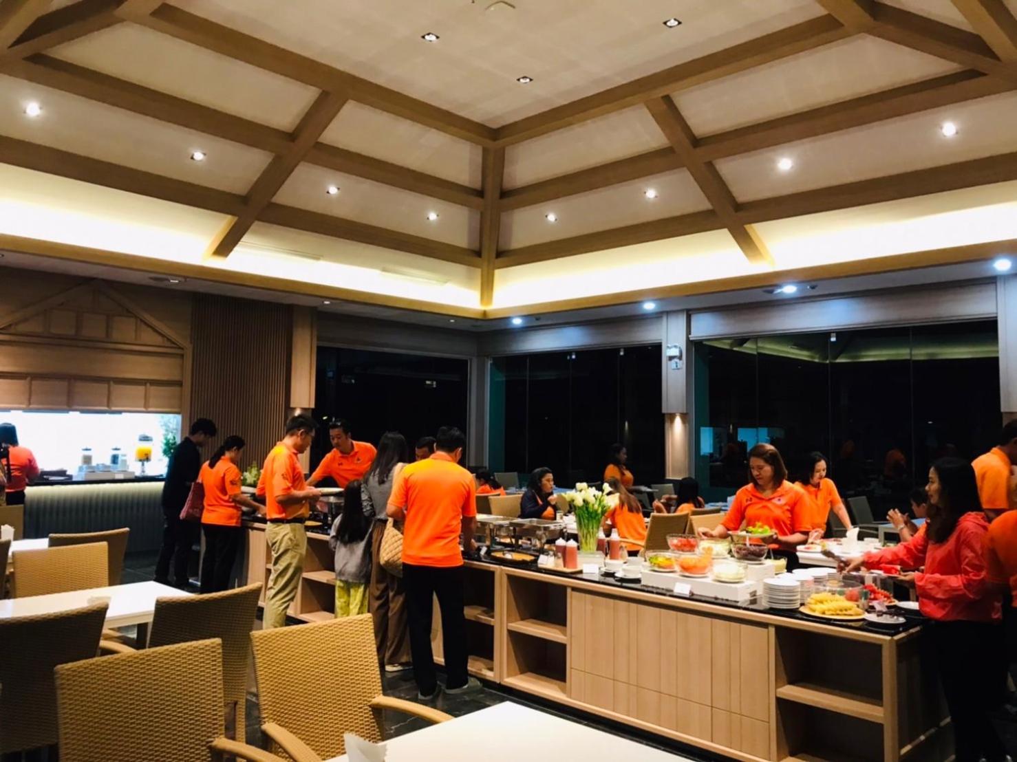 Mayflower Grande Suite Hotel ピサヌローク エクステリア 写真