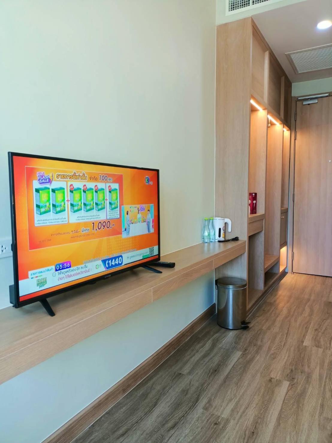 Mayflower Grande Suite Hotel ピサヌローク エクステリア 写真